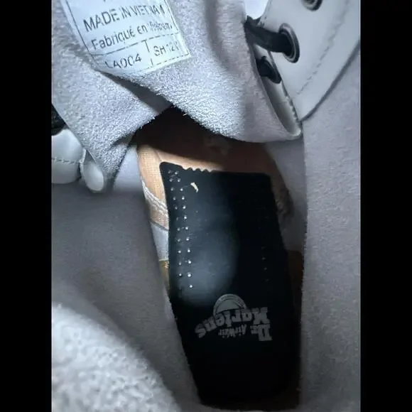 Dr. Martens Doc Martens Jadon Smooth Leather Platforms Boots Size 10L/9M White - Picture 6 of 9